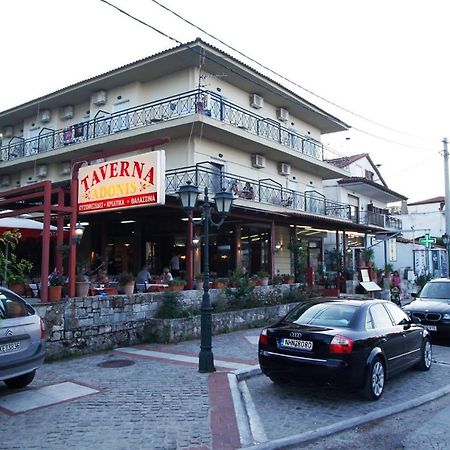 Hotel Adonis Kriopigi Buitenkant foto